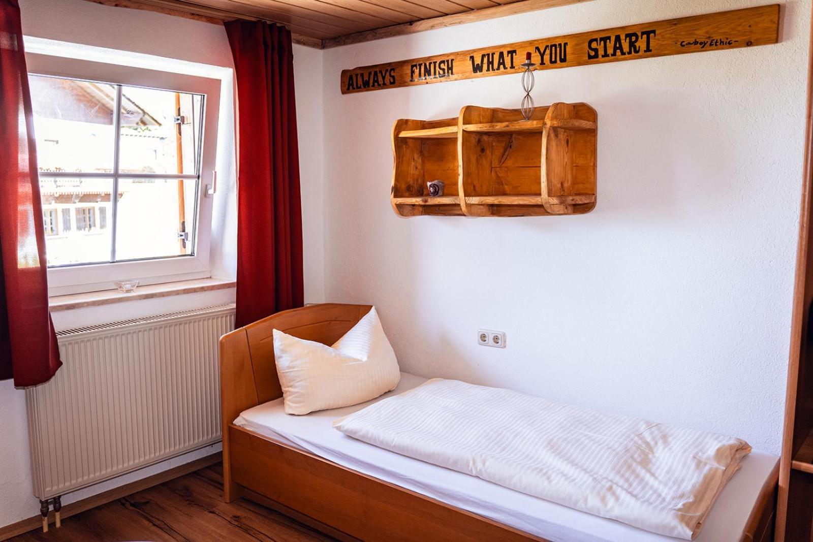 Landhotel Zum Matthiasl Bischofsreut 外观 照片