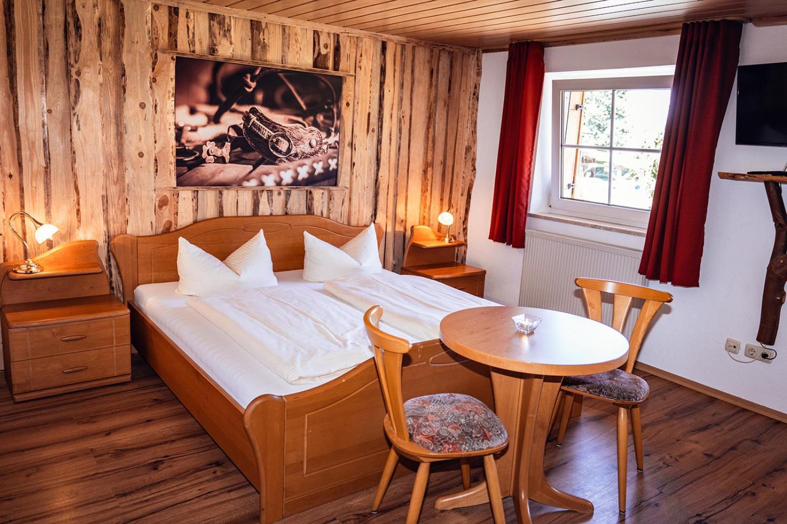 Landhotel Zum Matthiasl Bischofsreut 外观 照片