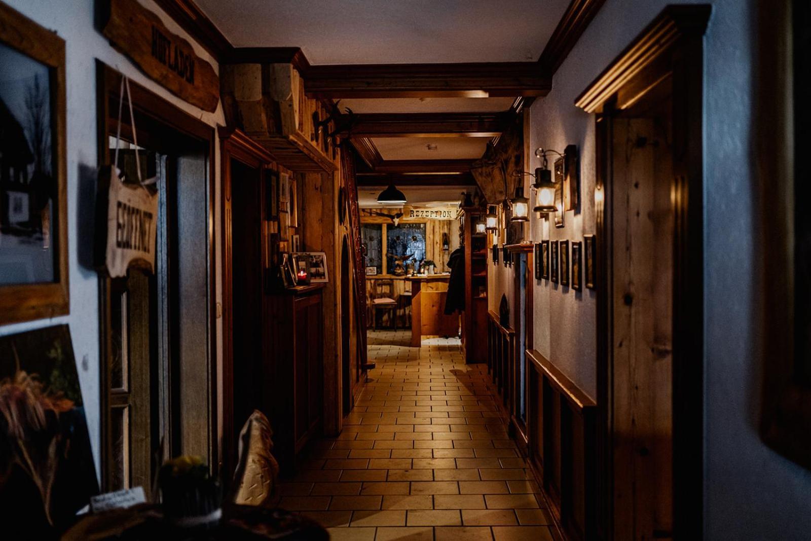 Landhotel Zum Matthiasl Bischofsreut 外观 照片