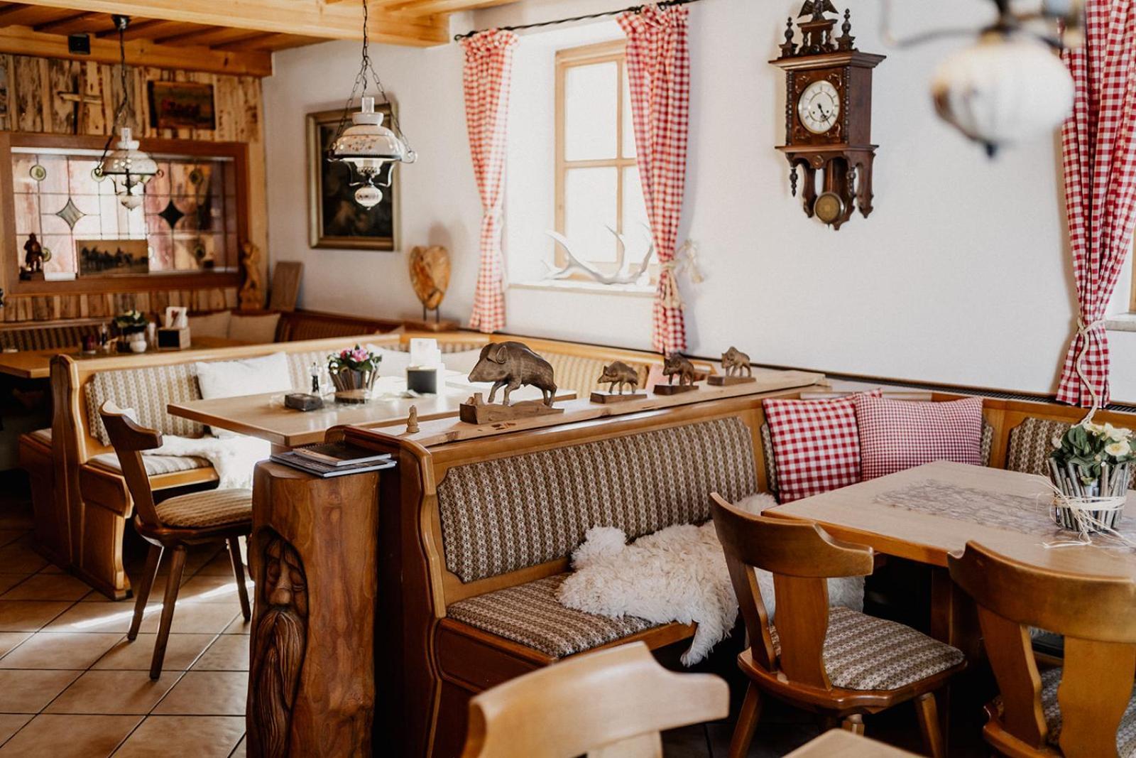 Landhotel Zum Matthiasl Bischofsreut 外观 照片