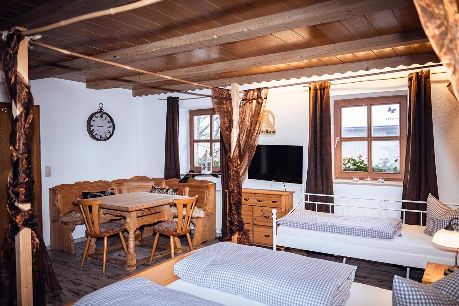 Landhotel Zum Matthiasl Bischofsreut 外观 照片