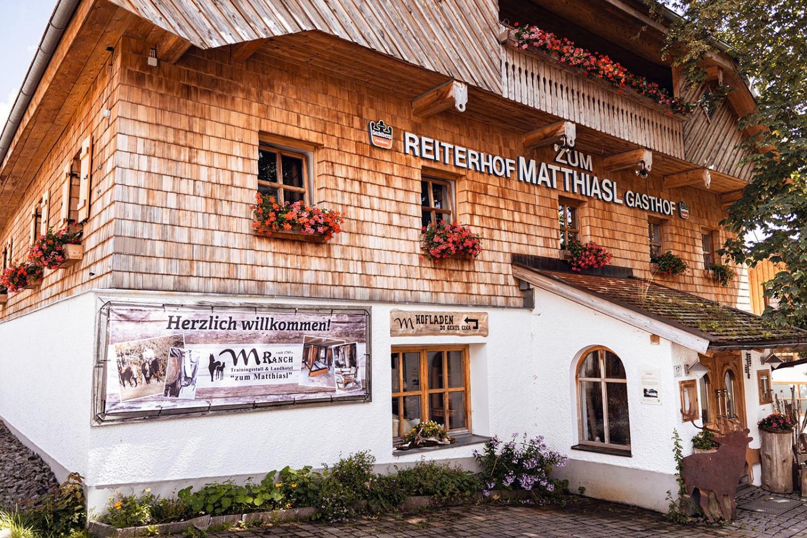 Landhotel Zum Matthiasl Bischofsreut 外观 照片