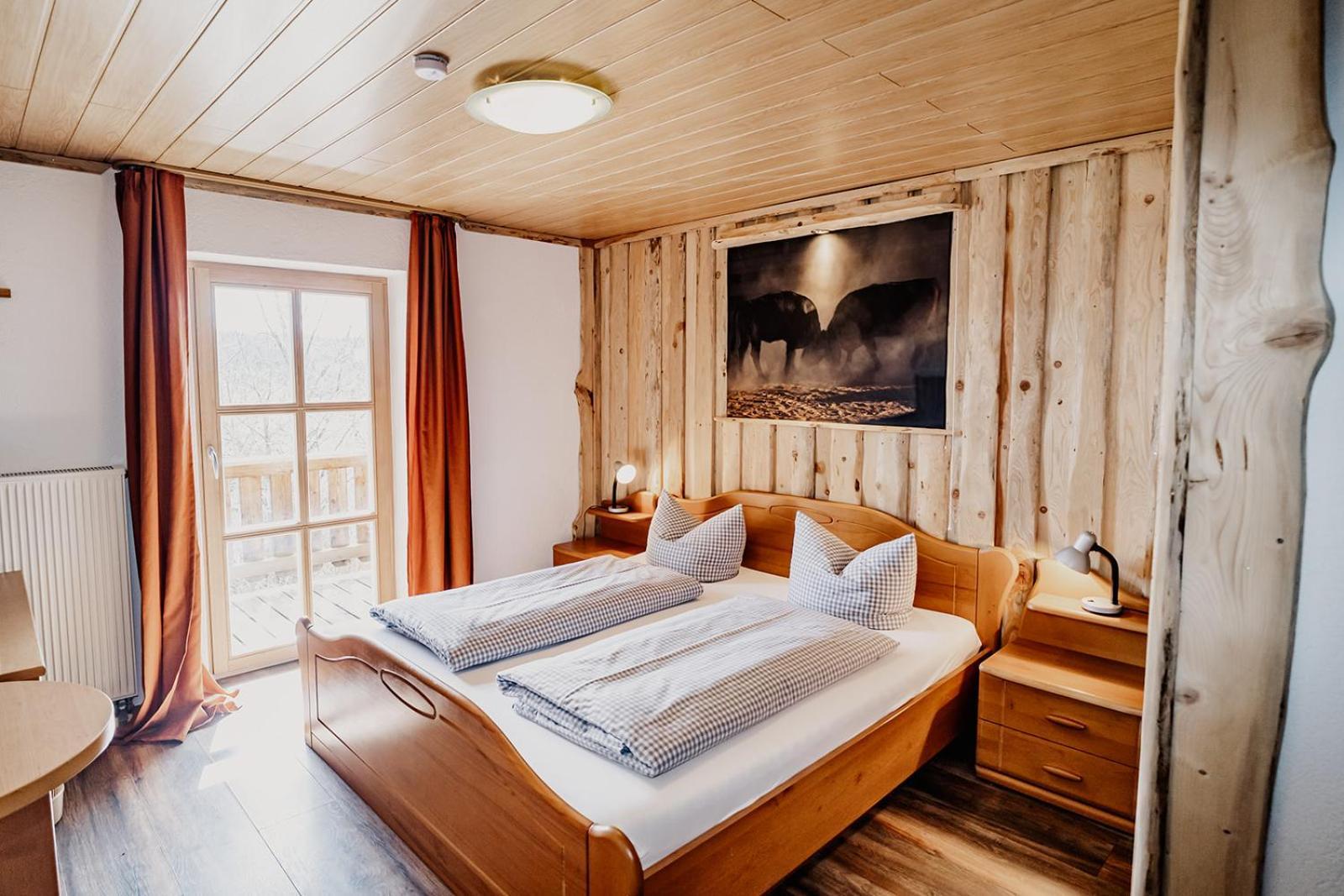 Landhotel Zum Matthiasl Bischofsreut 外观 照片