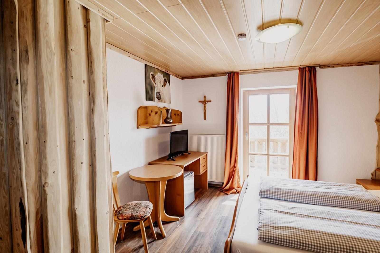 Landhotel Zum Matthiasl Bischofsreut 外观 照片